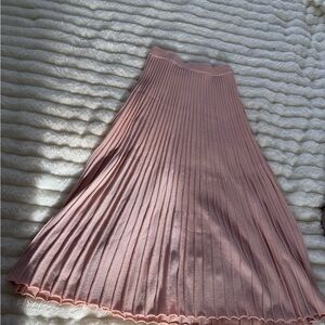 Elegant Pink Pleated Skirt